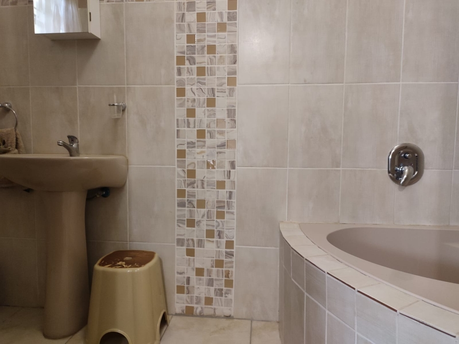 7 Bedroom Property for Sale in Lichtenburg North West